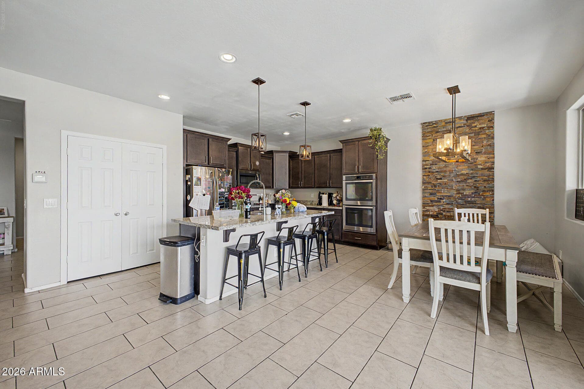 10155 W GOLDEN Lane, Peoria, AZ 85345 — photo 14 of 43