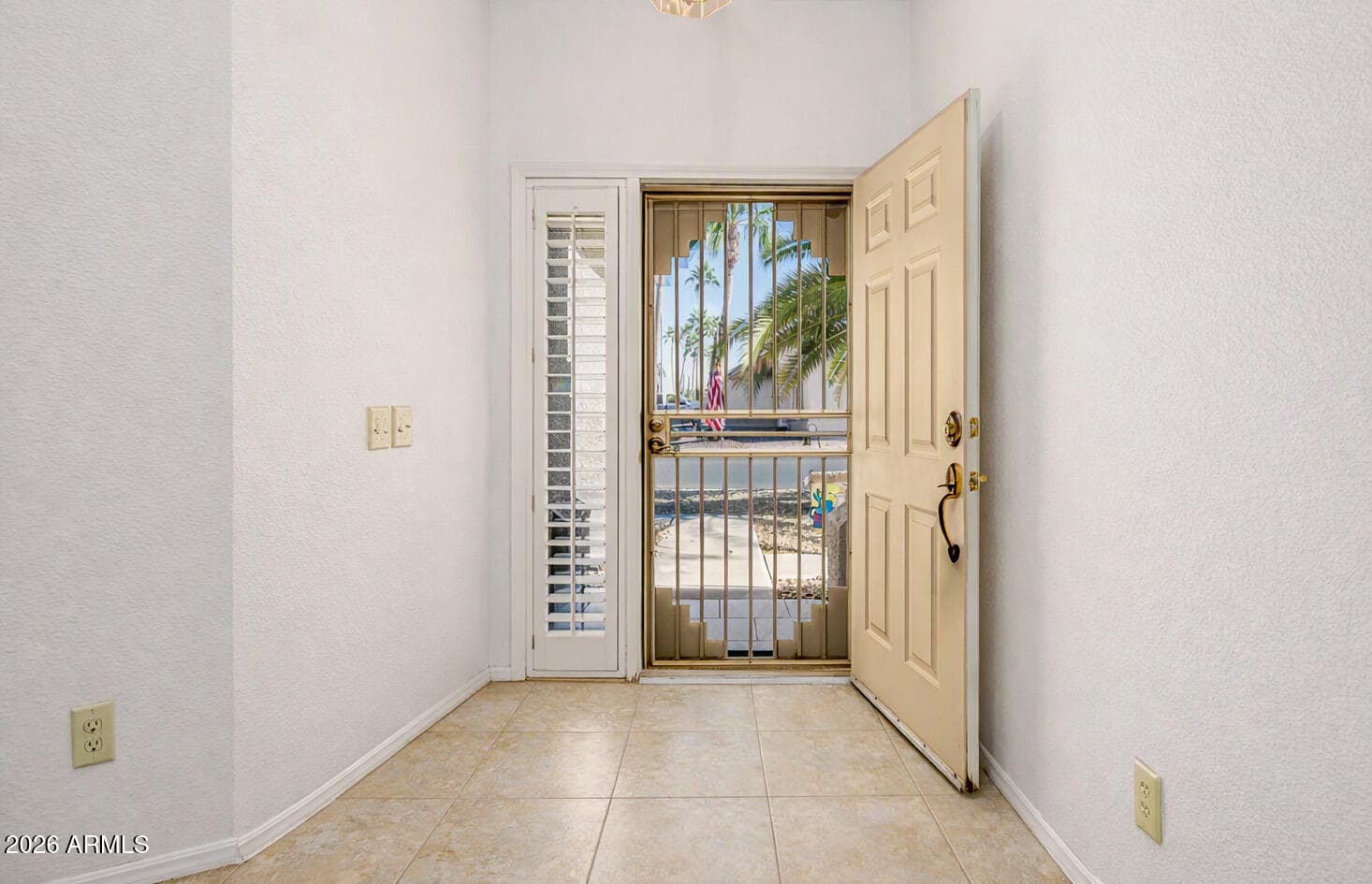 6972 S CHAMPIONSHIP Drive, Chandler, AZ 85249 — photo 11 of 106