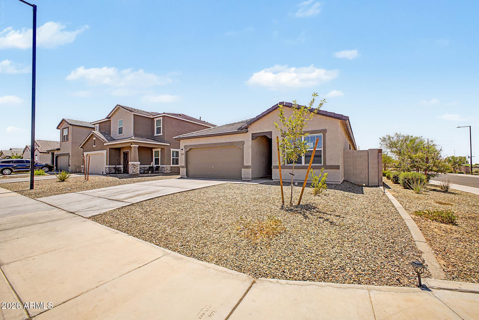 24261 W HIDALGO Avenue, Buckeye, AZ 85326 — photo 5 of 37