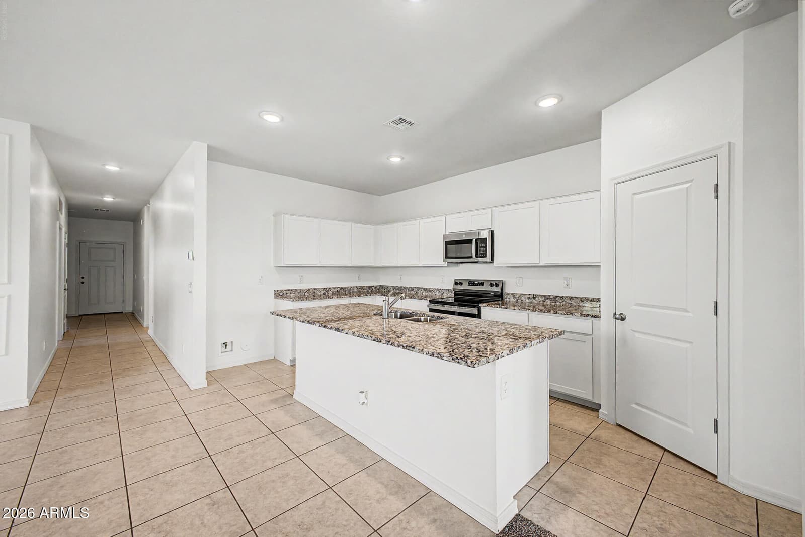24261 W HIDALGO Avenue, Buckeye, AZ 85326 — photo 13 of 37