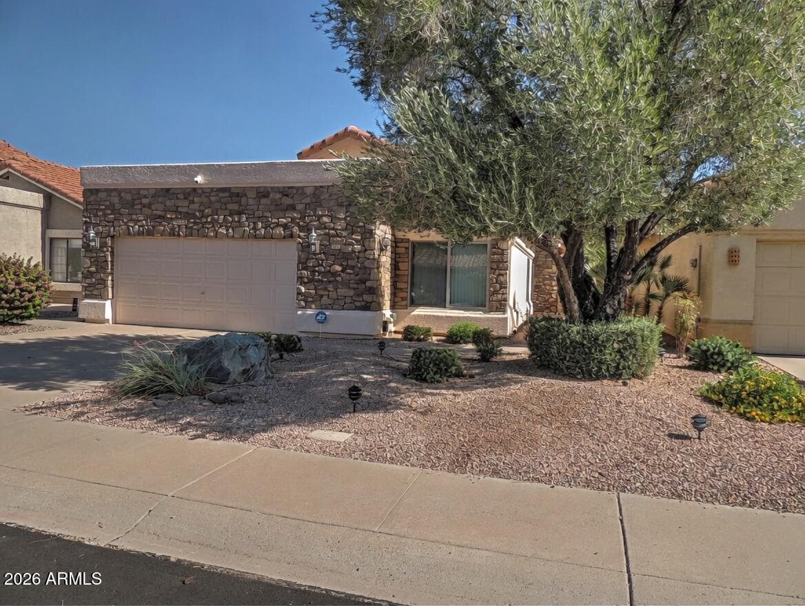 4350 E BADGER Way, Phoenix, AZ 85044 — photo 1 of 39