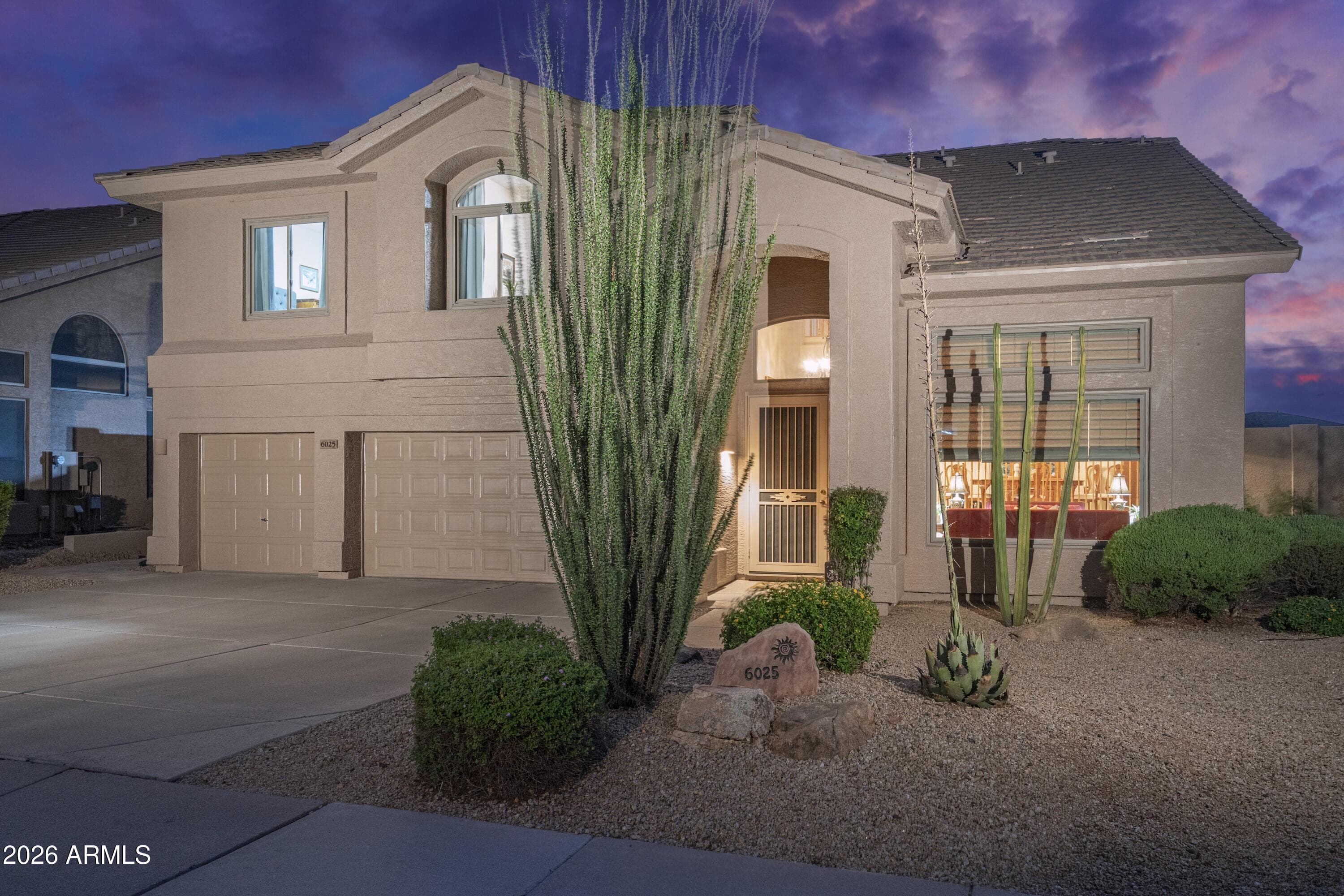 6025 E SMOKEHOUSE Trail, Scottsdale, AZ 85266 — photo 7 of 55