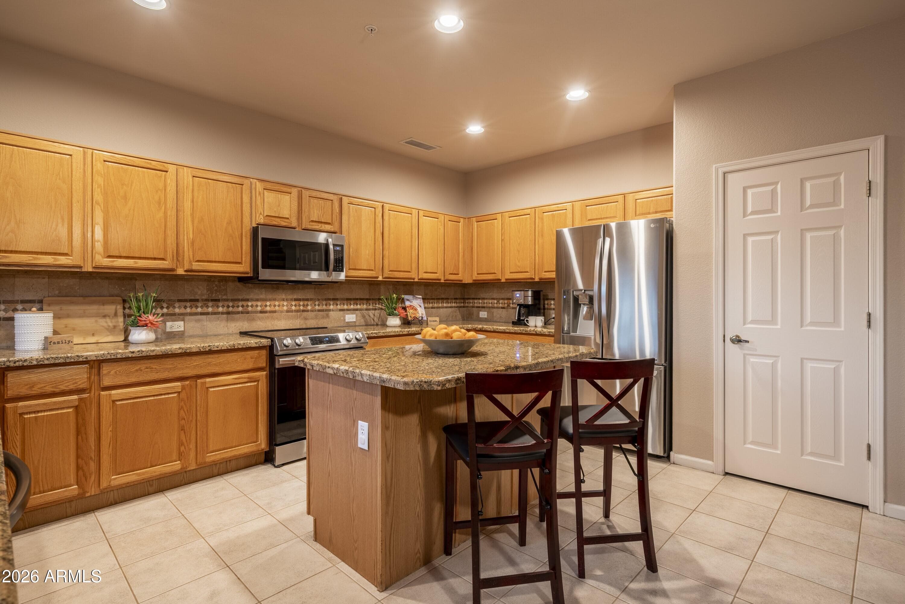 6025 E SMOKEHOUSE Trail, Scottsdale, AZ 85266 — photo 13 of 55