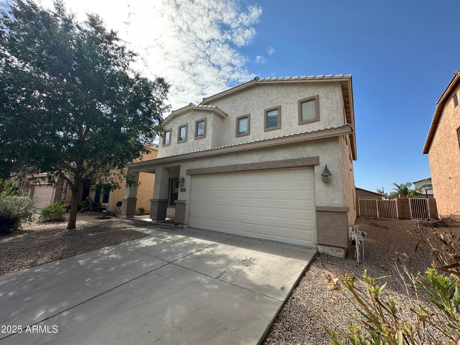 231 E MULE TRAIN Trail, San Tan Valley, AZ 85143 — photo 1 of 38