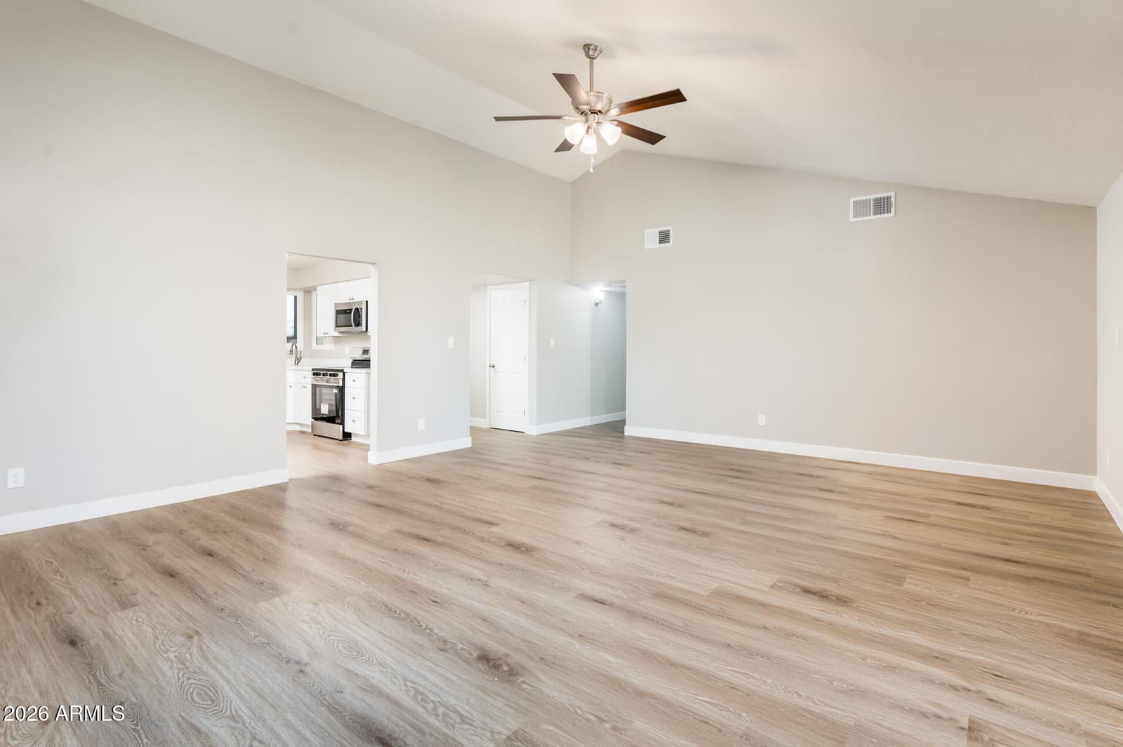 4031 E Nancy Lane, Phoenix, AZ 85042 — photo 11 of 40