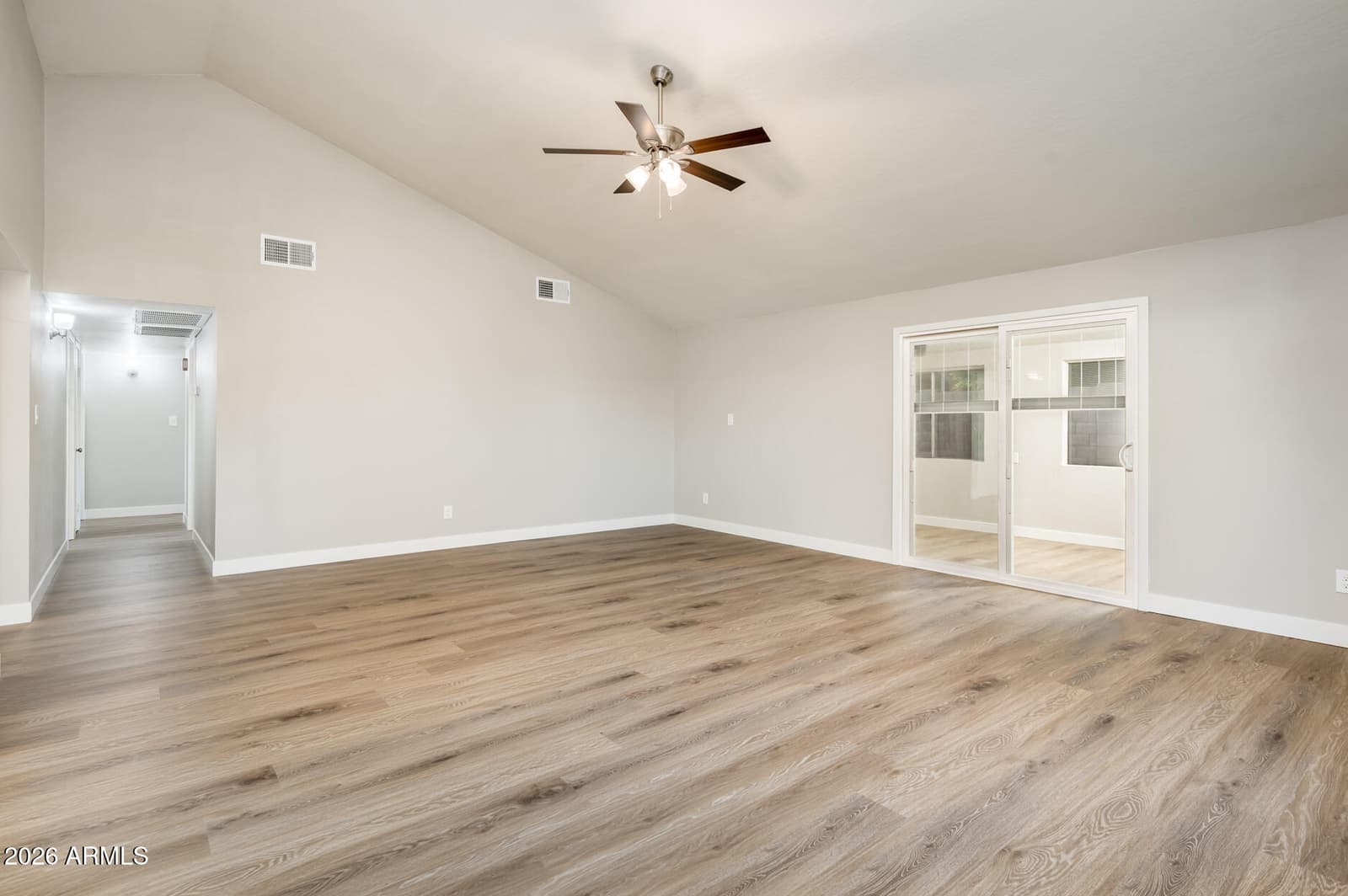4031 E Nancy Lane, Phoenix, AZ 85042 — photo 12 of 40