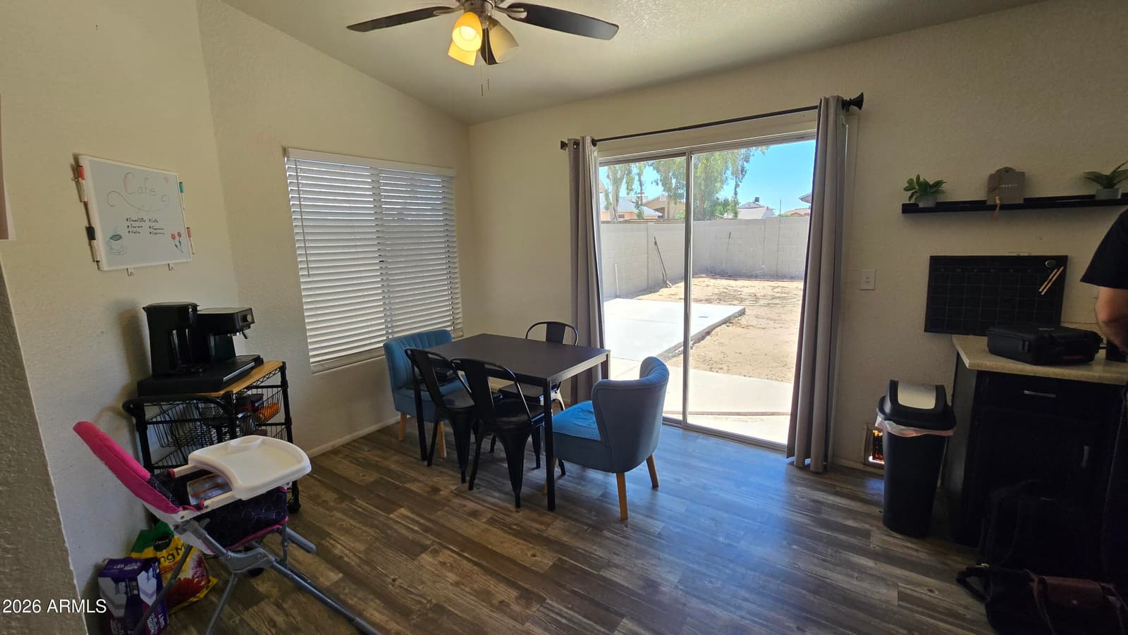 6826 S 17TH Way, Phoenix, AZ 85042 — photo 5 of 17