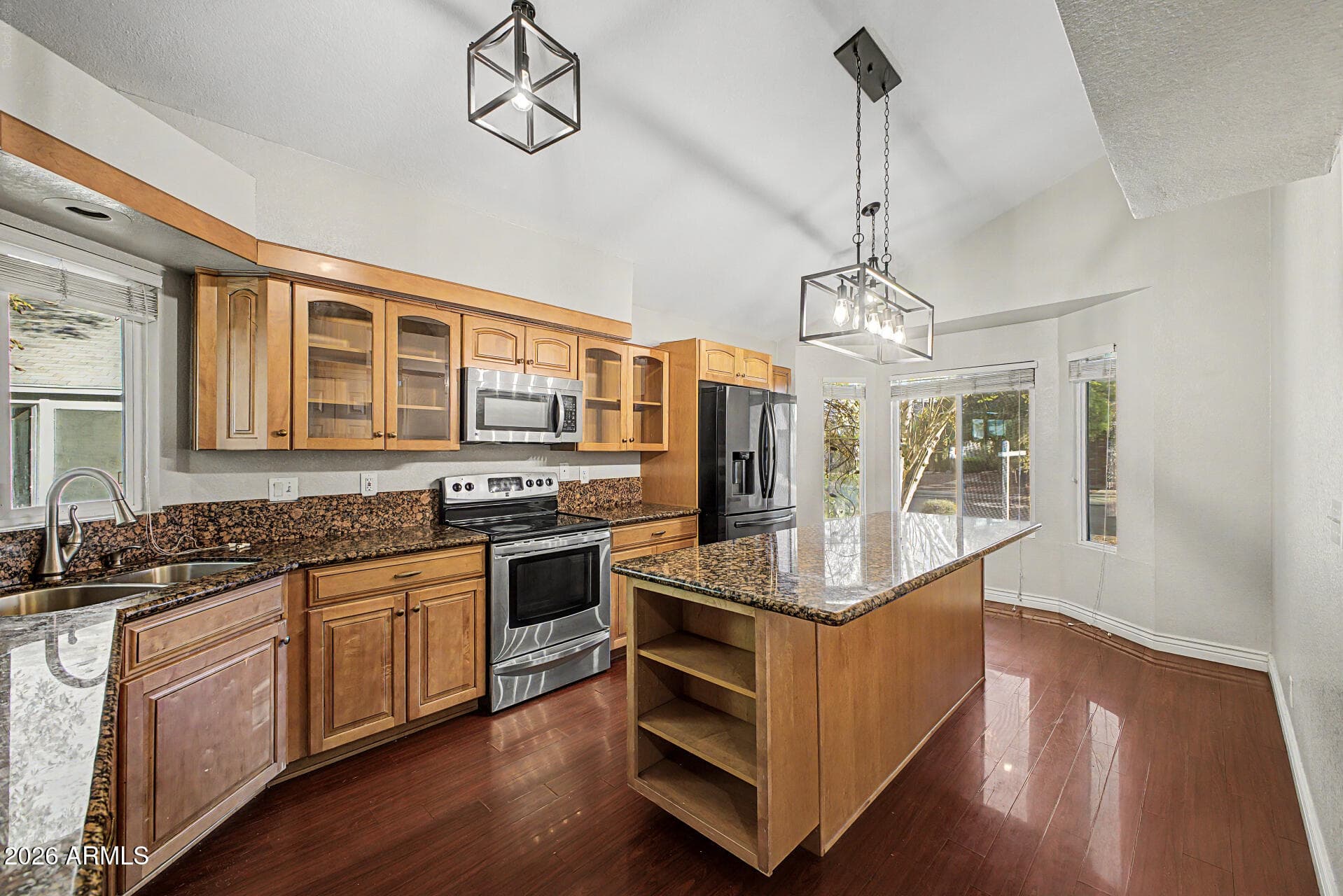 3463 N VERANO Court, Chandler, AZ 85224 — photo 12 of 42