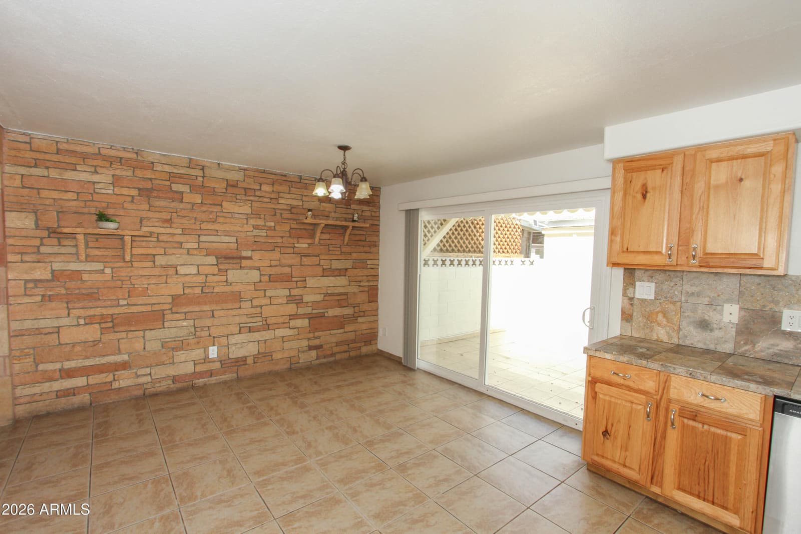 6538 N 43RD Avenue, Glendale, AZ 85301 — photo 6 of 26