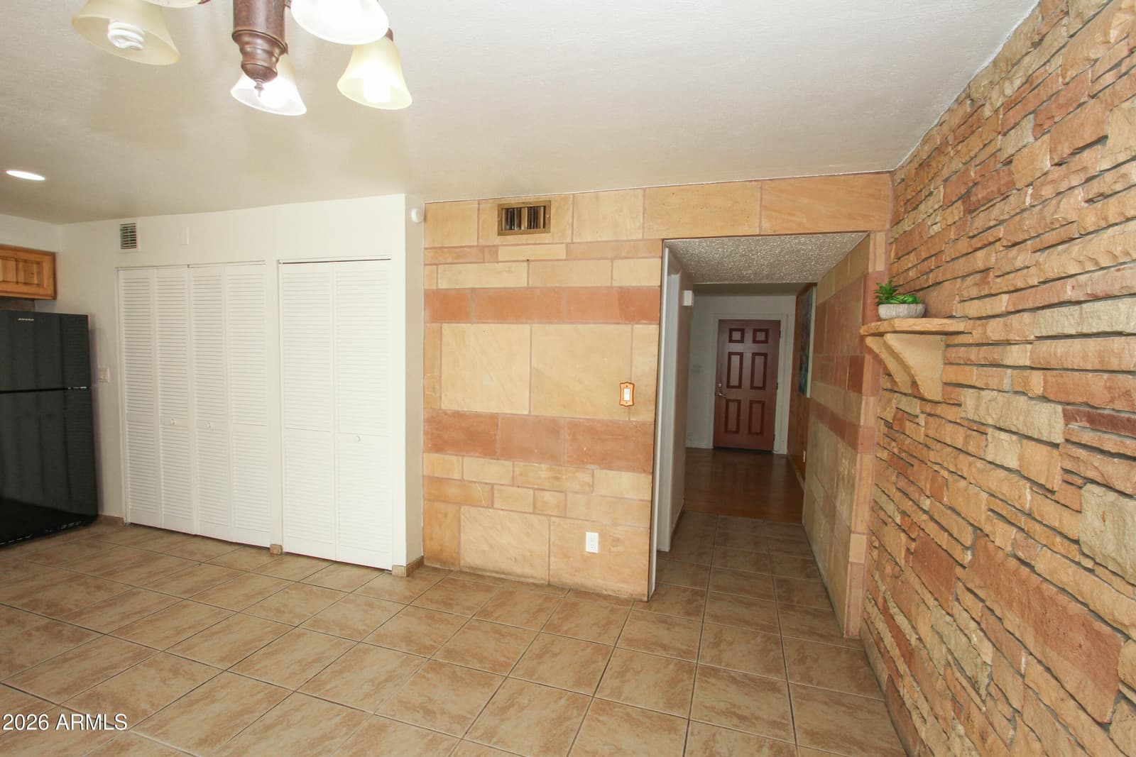6538 N 43RD Avenue, Glendale, AZ 85301 — photo 8 of 26