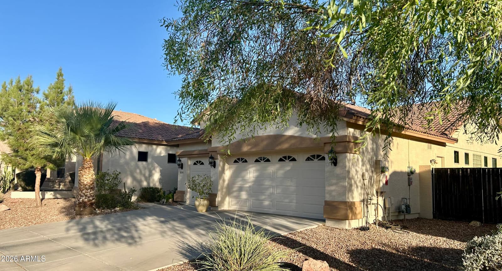 2621 W PIEDMONT Road, Phoenix, AZ 85041 — photo 2 of 8