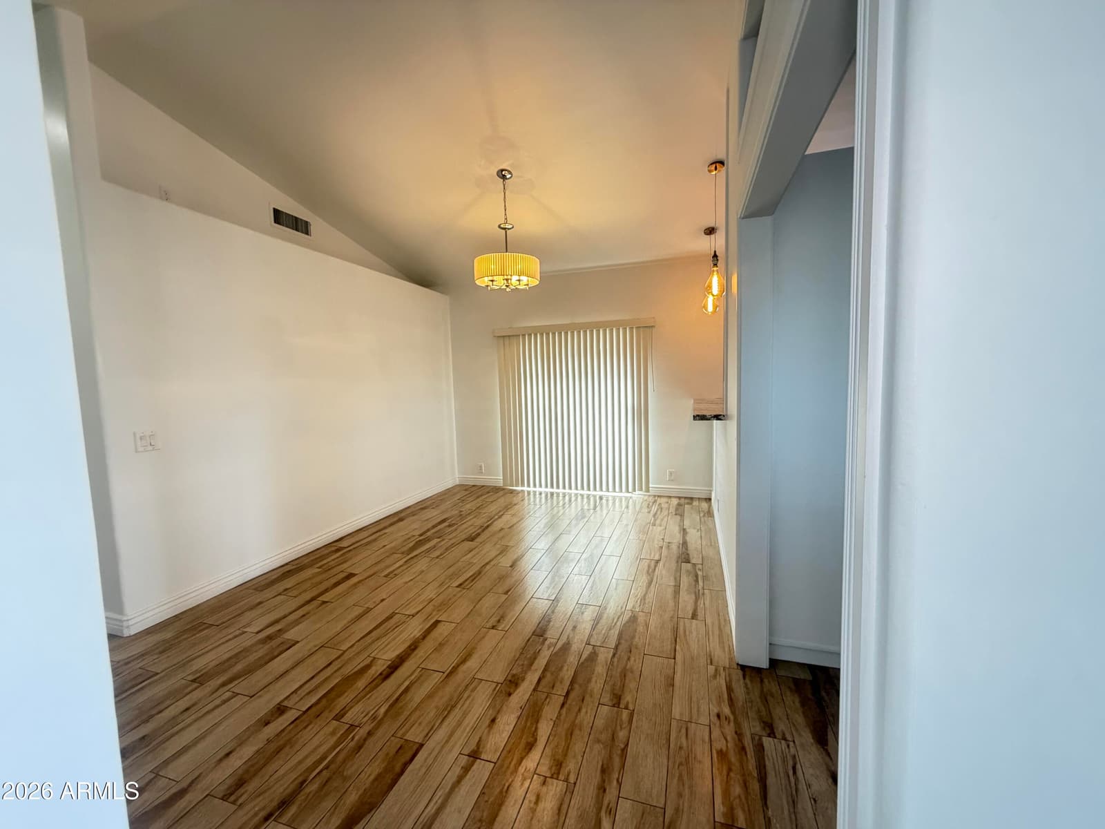 8926 W VALE Drive, Phoenix, AZ 85037 — photo 5 of 15