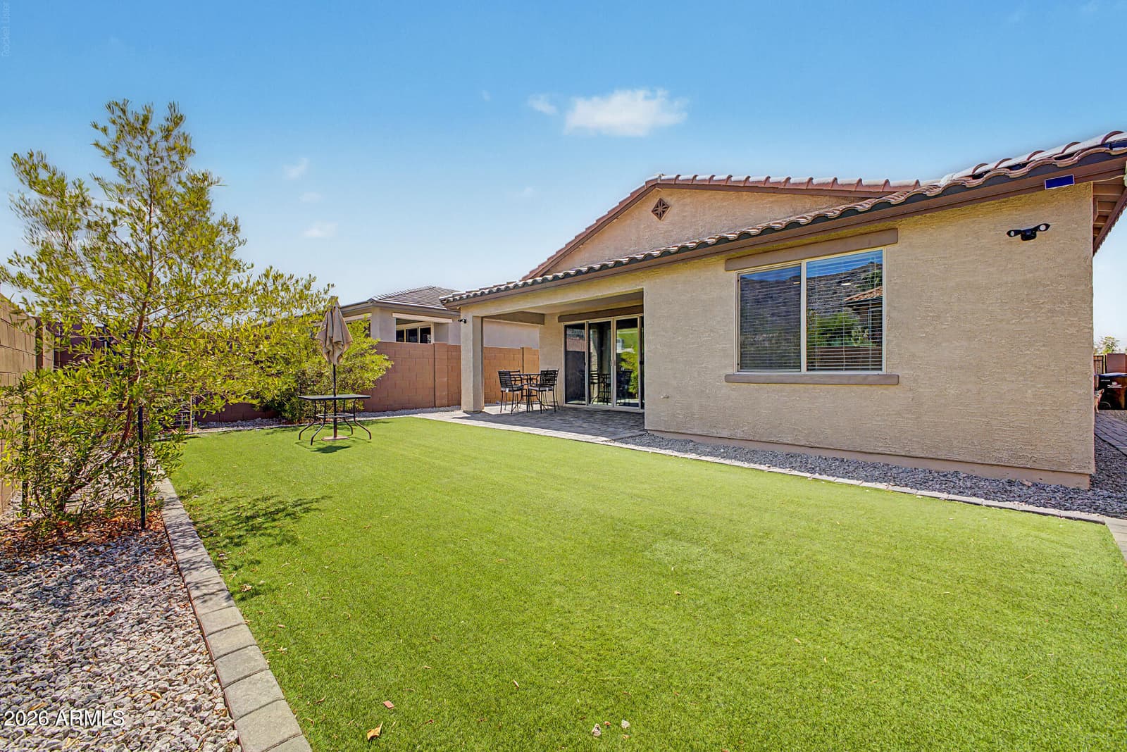 433 E SPIRIT Trail, Phoenix, AZ 85042 — photo 31 of 33