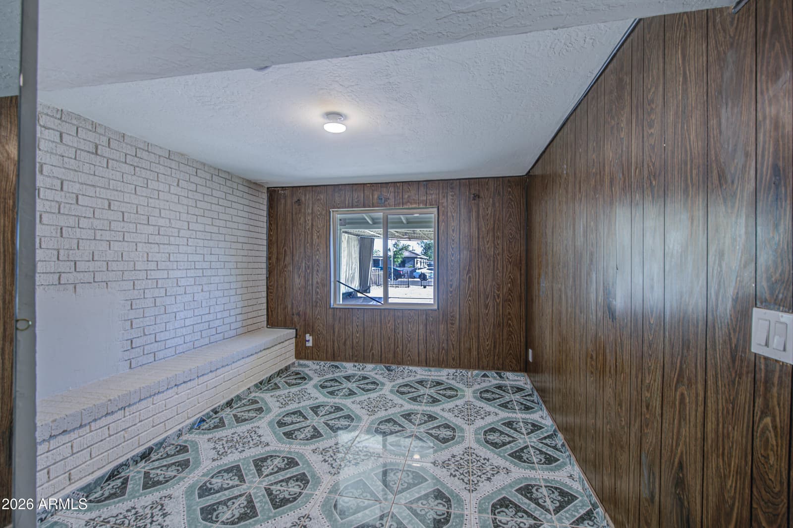 3204 W MONTE VISTA Road, Phoenix, AZ 85009 — photo 18 of 42