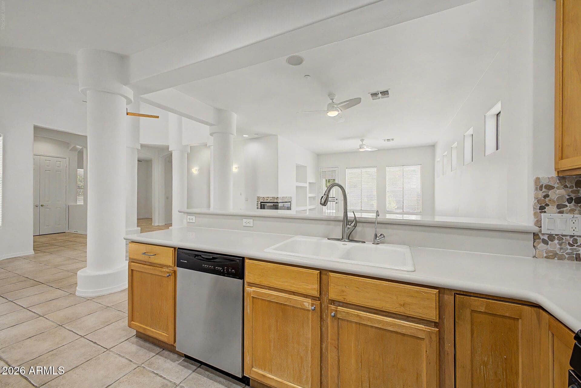 7377 E RUSSET SKY Drive, Scottsdale, AZ 85266 — photo 15 of 45