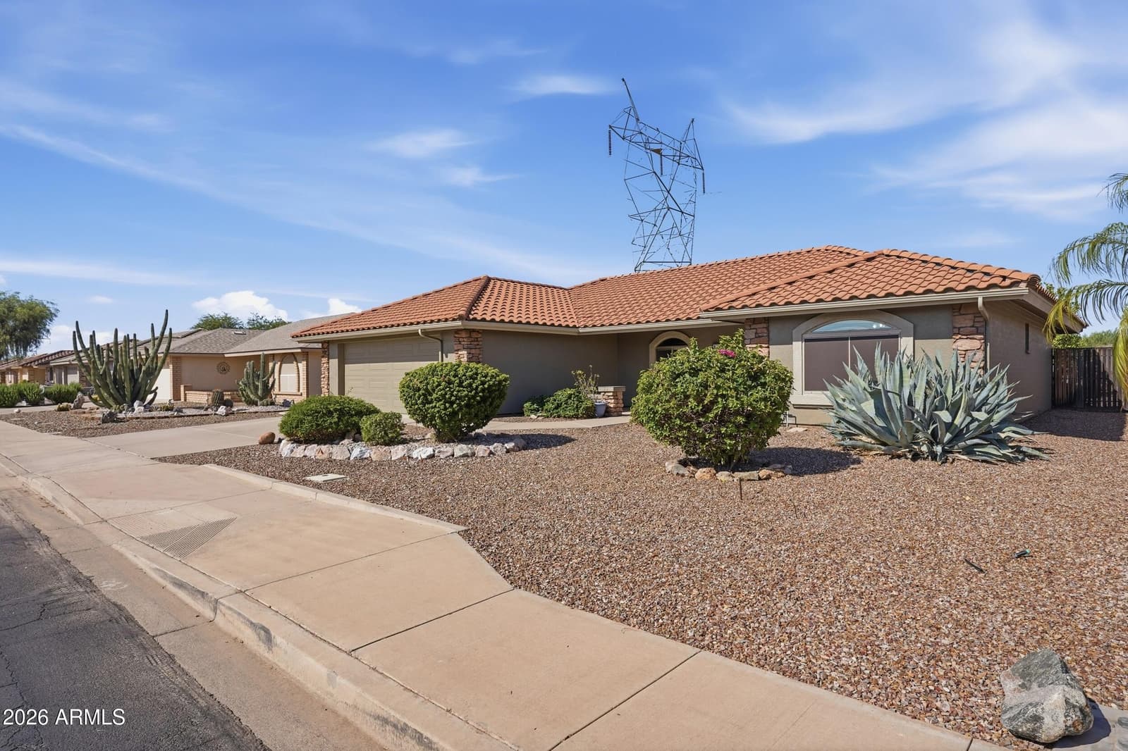 2164 S OLIVEWOOD, Mesa, AZ 85209 — photo 3 of 68