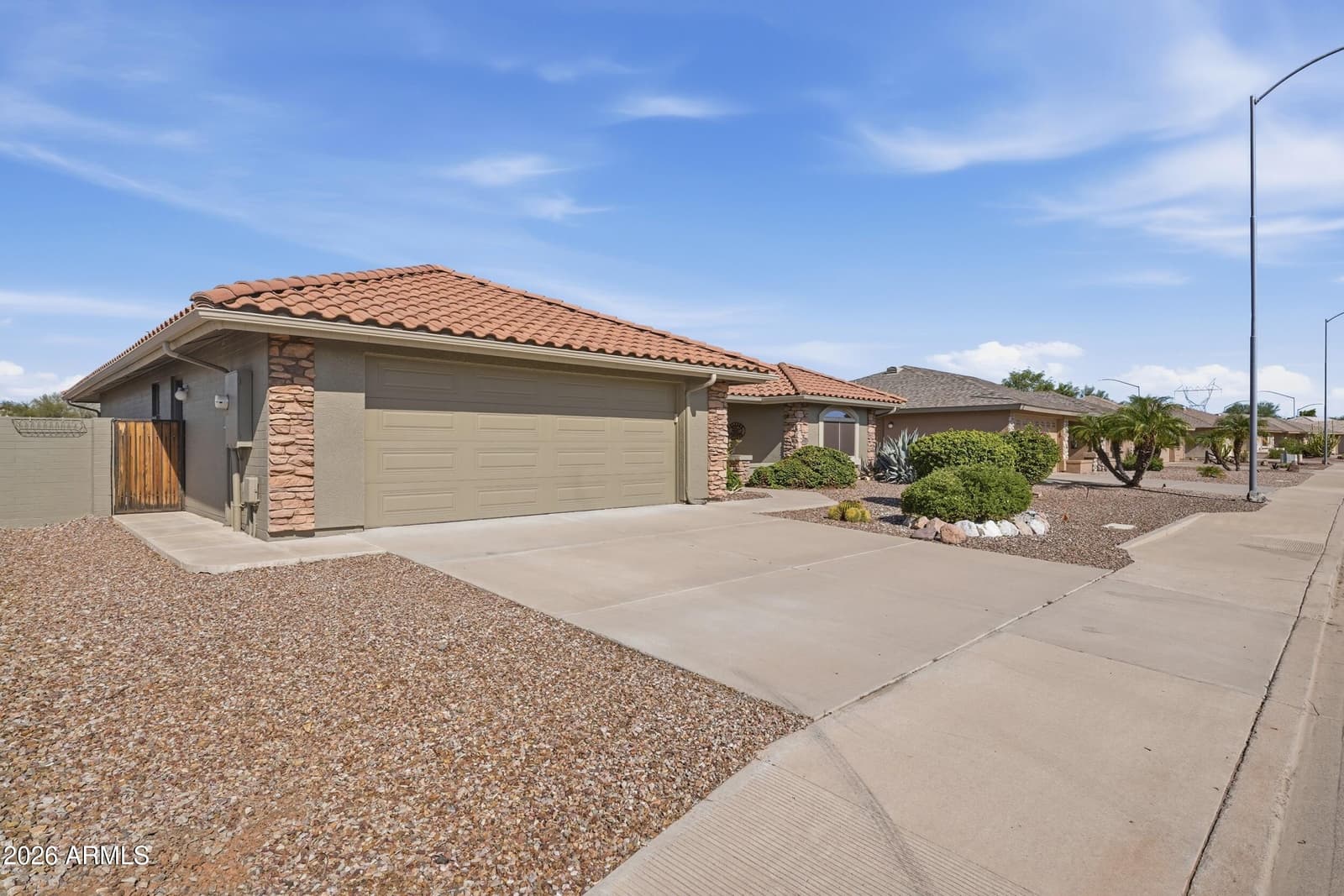 2164 S OLIVEWOOD, Mesa, AZ 85209 — photo 4 of 68