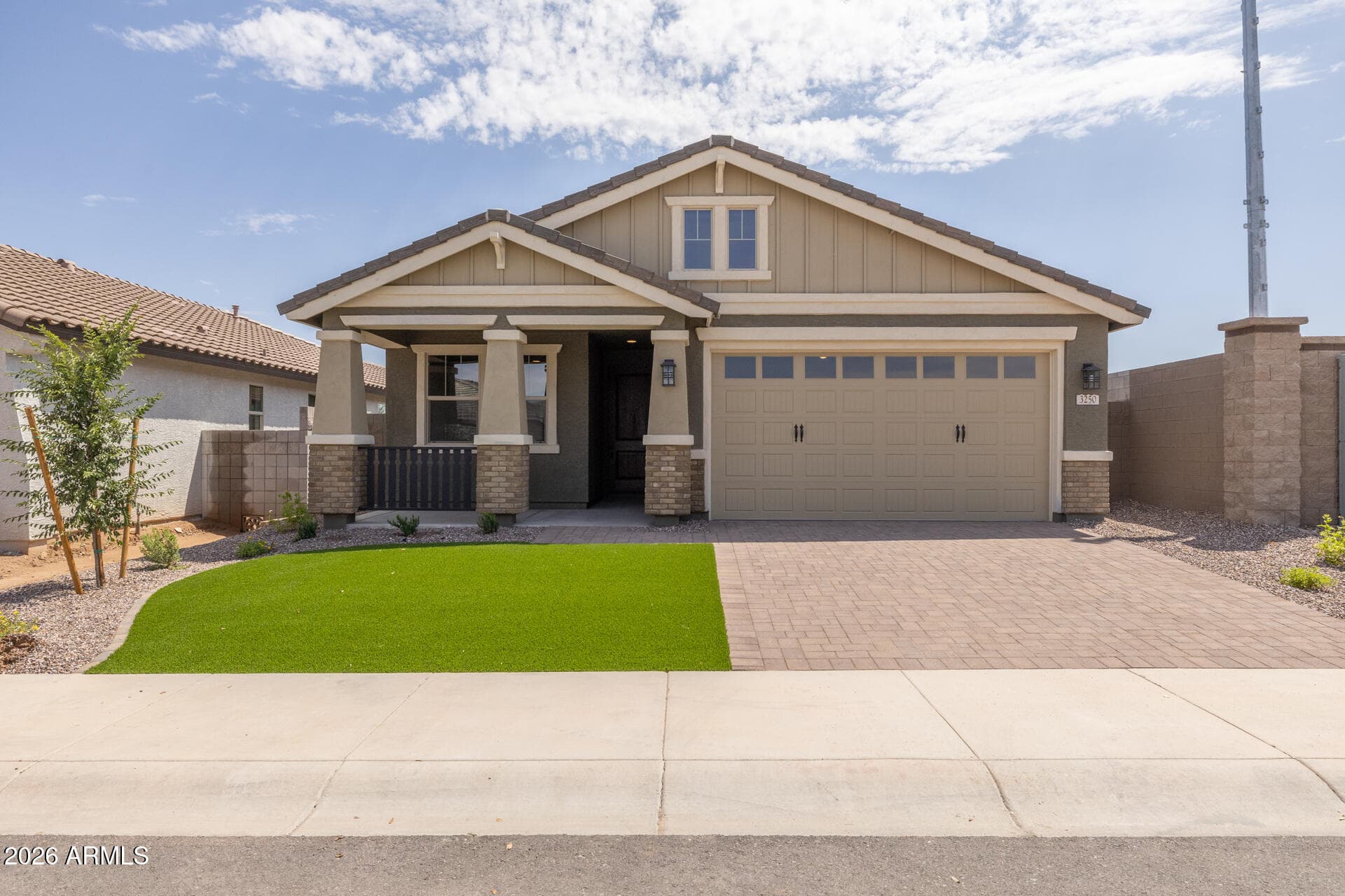 3250 W Molino Road, San Tan Valley, AZ 85144
