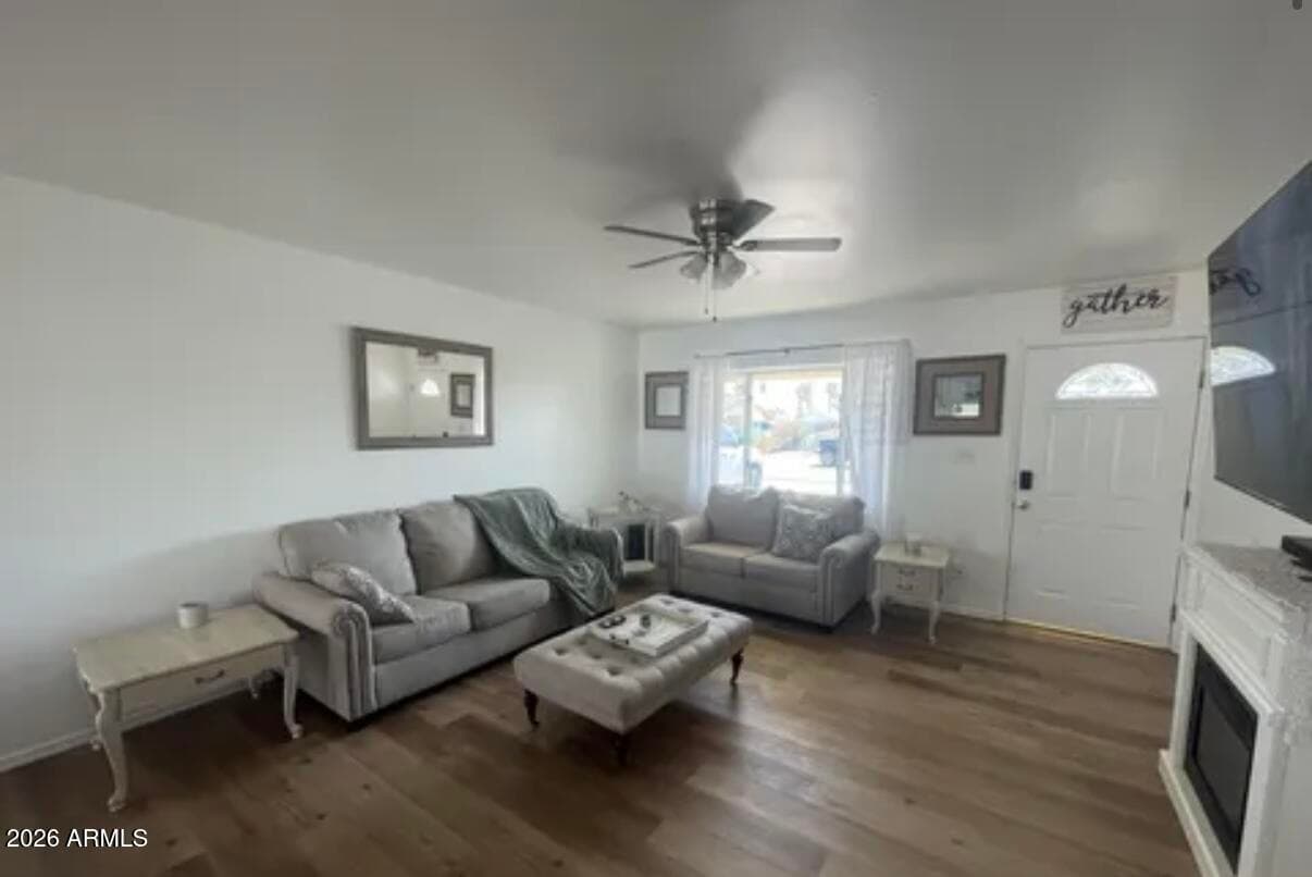 1784 N KADOTA Avenue, Casa Grande, AZ 85122 — photo 4 of 14