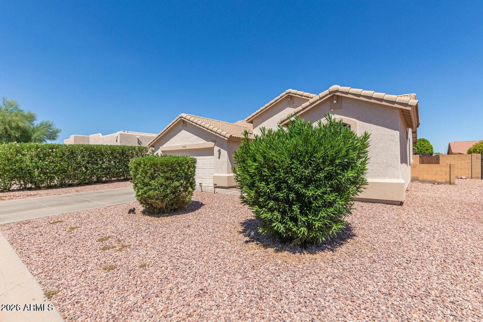 15727 N 162ND Lane, Surprise, AZ 85374 — photo 6 of 36