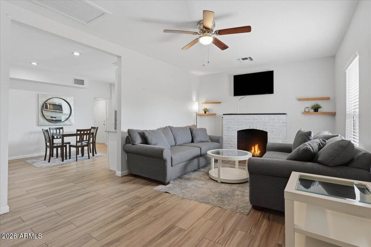 1514 E FILLMORE Street, Phoenix, AZ 85006 — photo 2 of 31