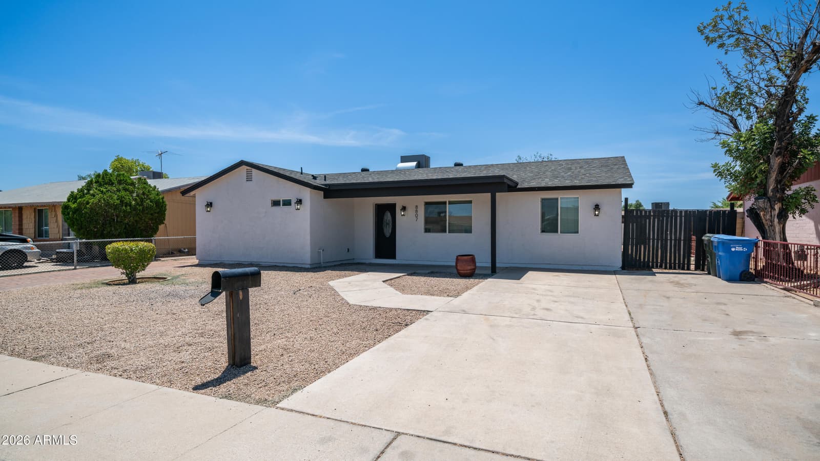 8807 W CATALINA Drive, Phoenix, AZ 85037 — photo 2 of 30