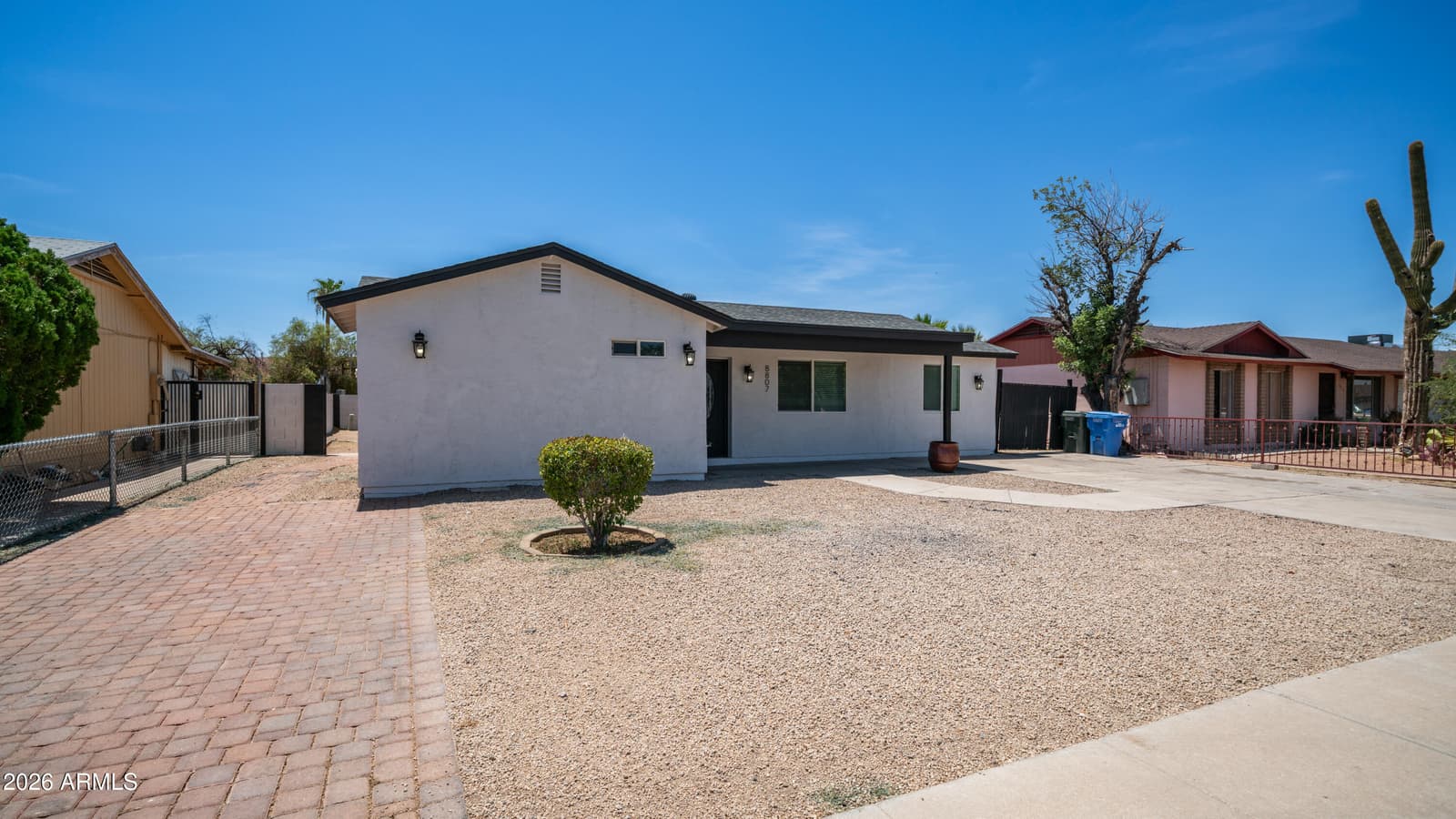 8807 W CATALINA Drive, Phoenix, AZ 85037 — photo 3 of 30