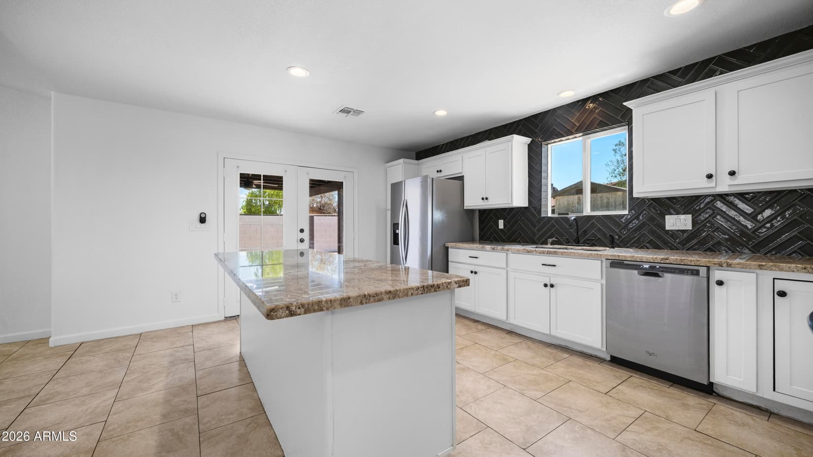 8807 W CATALINA Drive, Phoenix, AZ 85037 — photo 12 of 30