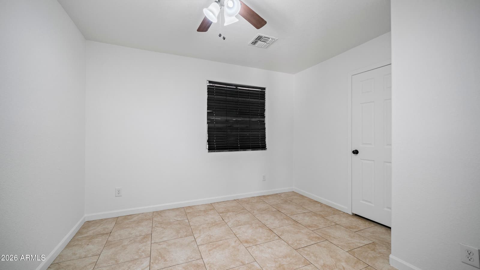 8807 W CATALINA Drive, Phoenix, AZ 85037 — photo 14 of 30
