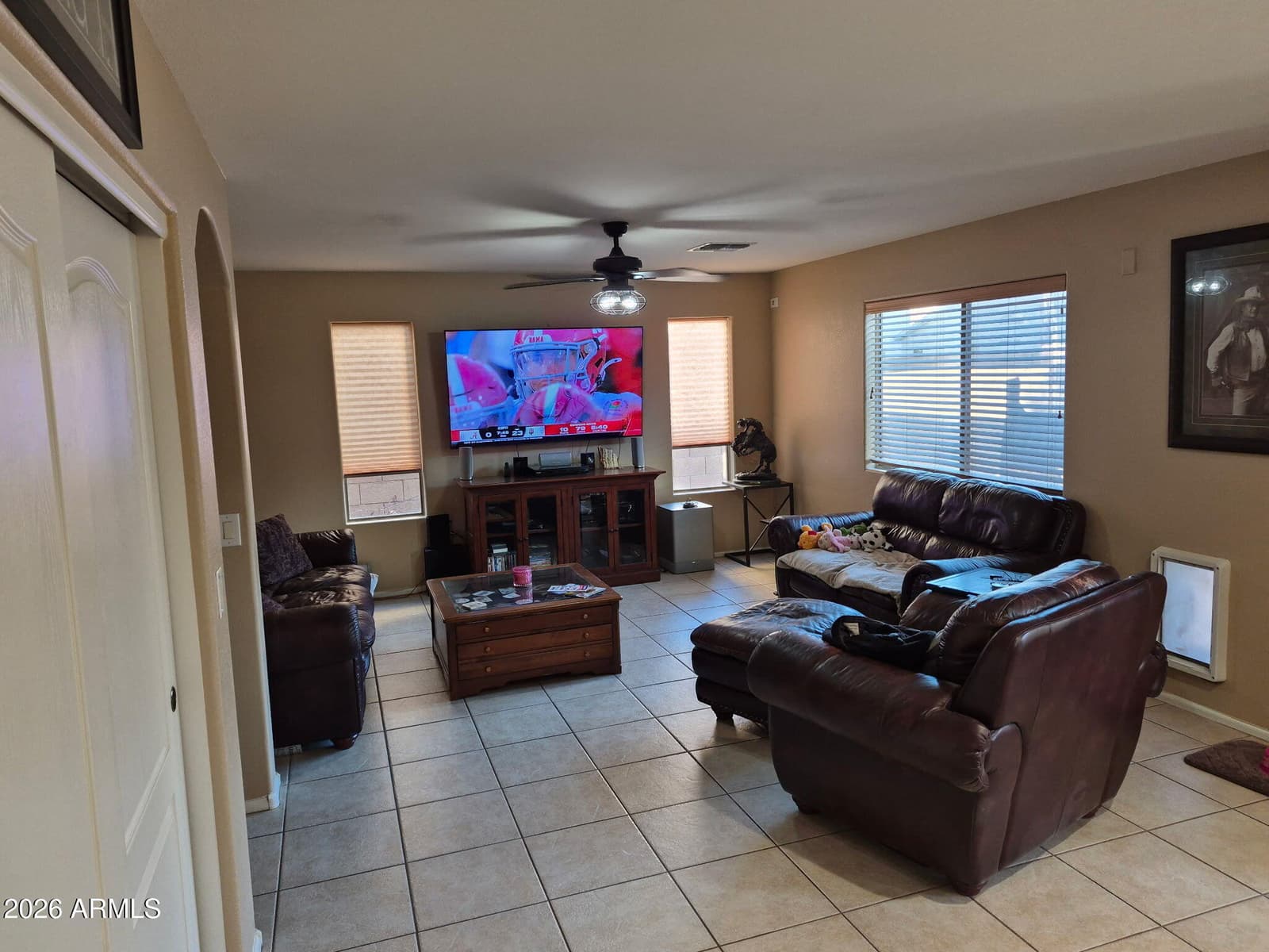 2411 W LUCIA Drive, Phoenix, AZ 85085 — photo 4 of 60