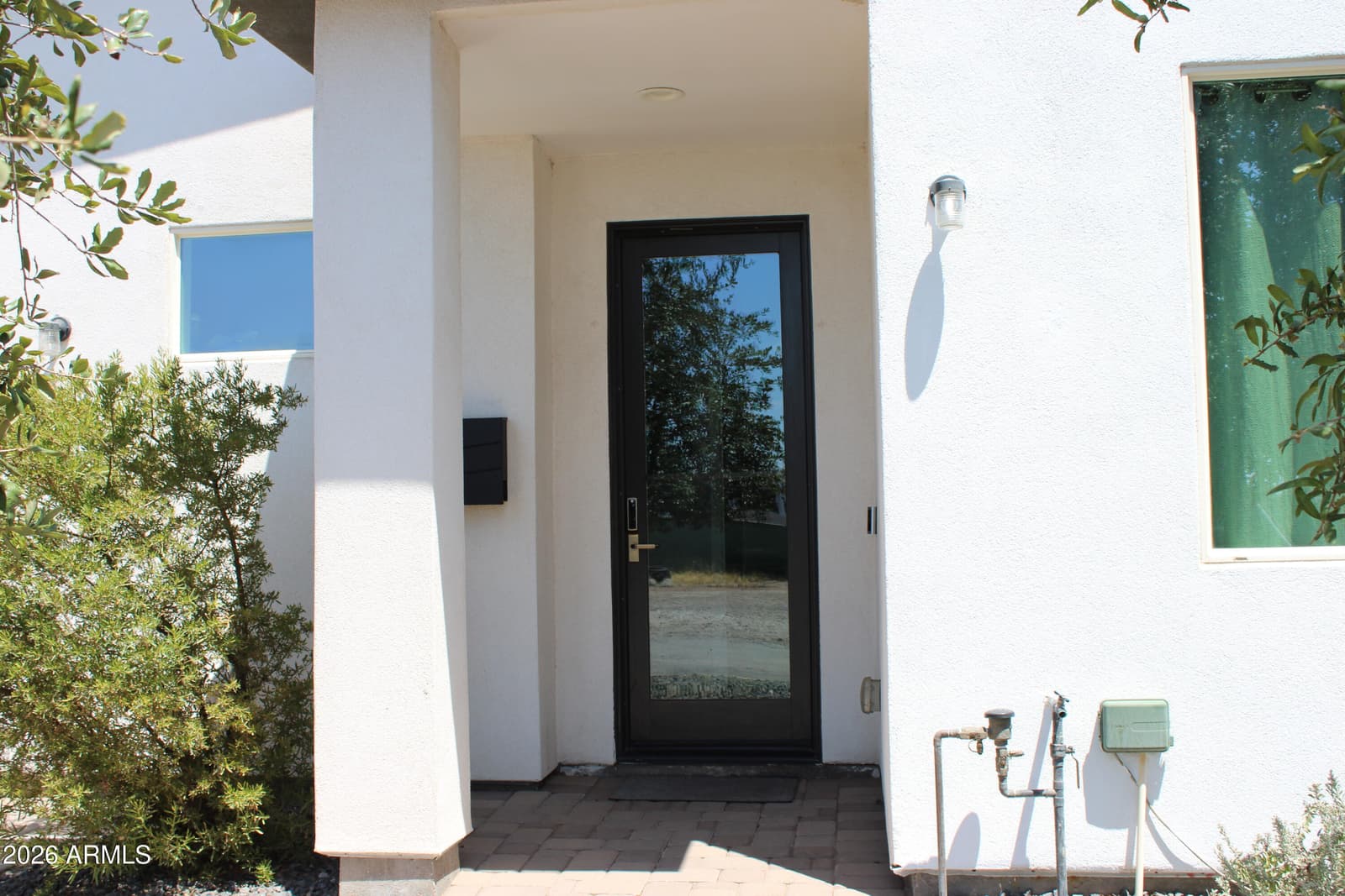 1233 S 15TH Drive, Phoenix, AZ 85007 — photo 3 of 25