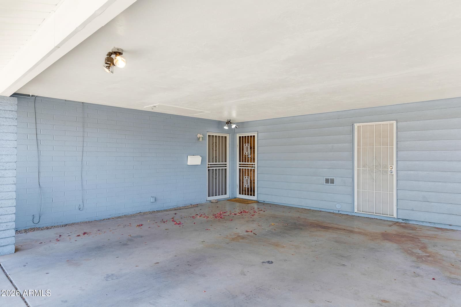 7316 N 23RD Drive, Phoenix, AZ 85021 — photo 4 of 31