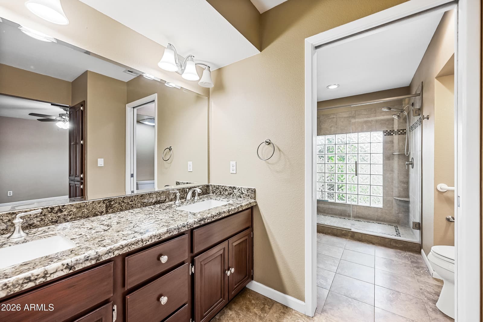 324 W WILLOW Avenue, Phoenix, AZ 85029 — photo 30 of 42