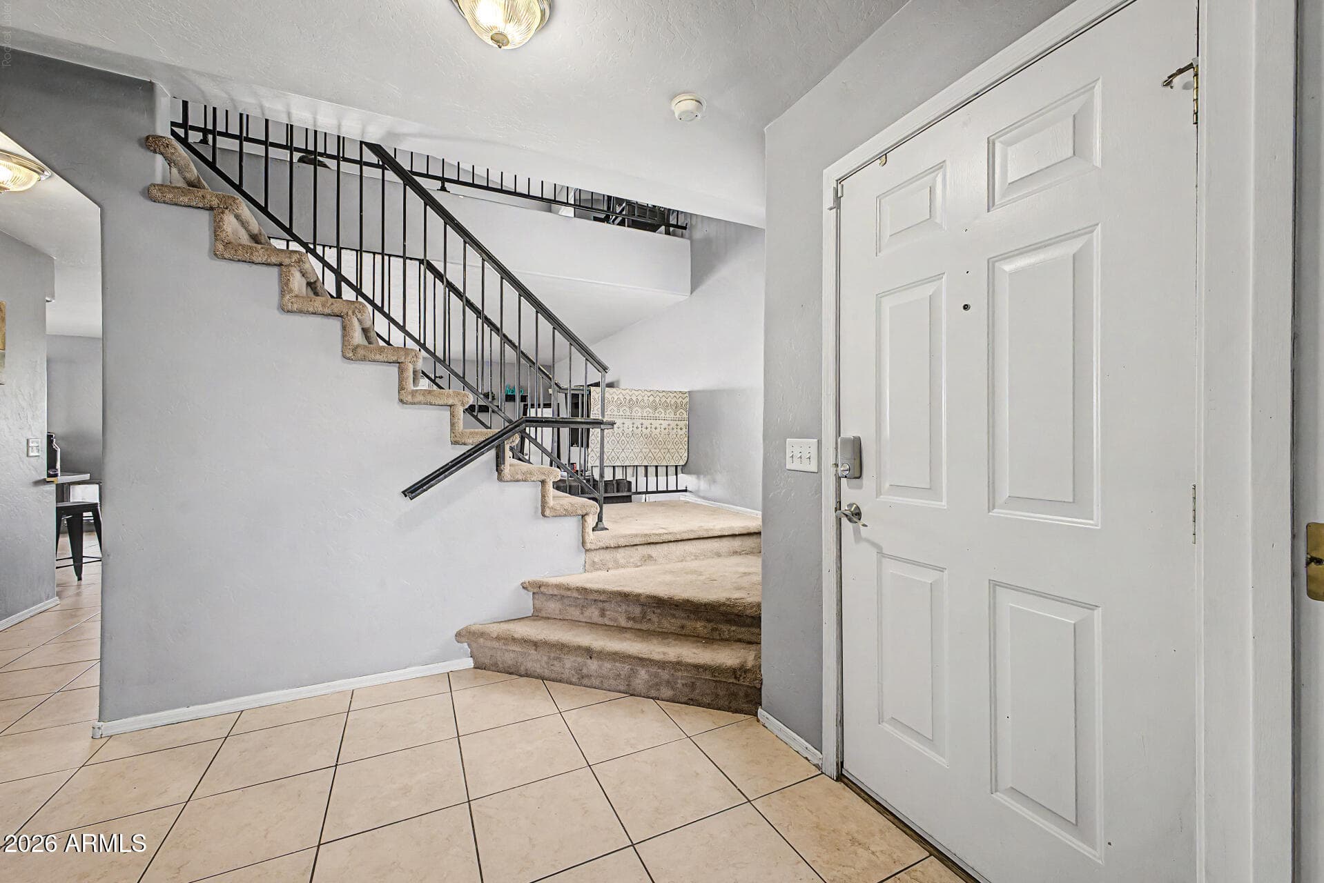 2722 W JASPER Avenue, Apache Junction, AZ 85120 — photo 5 of 33