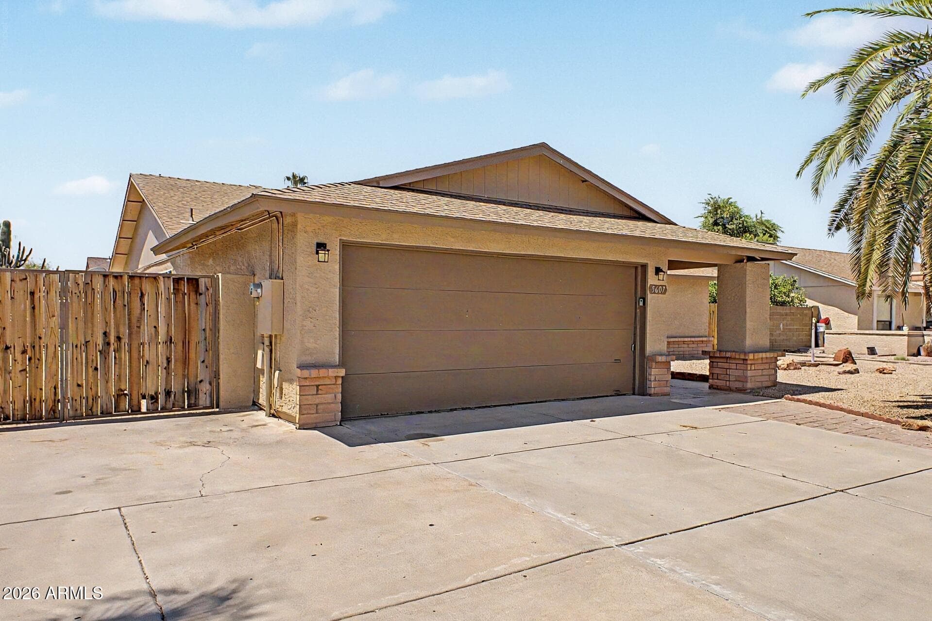 5607 W WINNWOOD Avenue, Glendale, AZ 85304 — photo 9 of 38