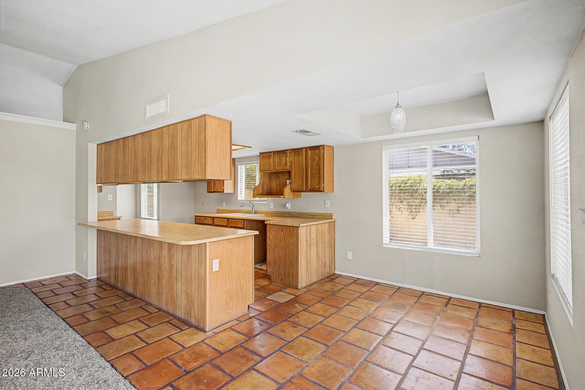 5607 W WINNWOOD Avenue, Glendale, AZ 85304 — photo 3 of 38
