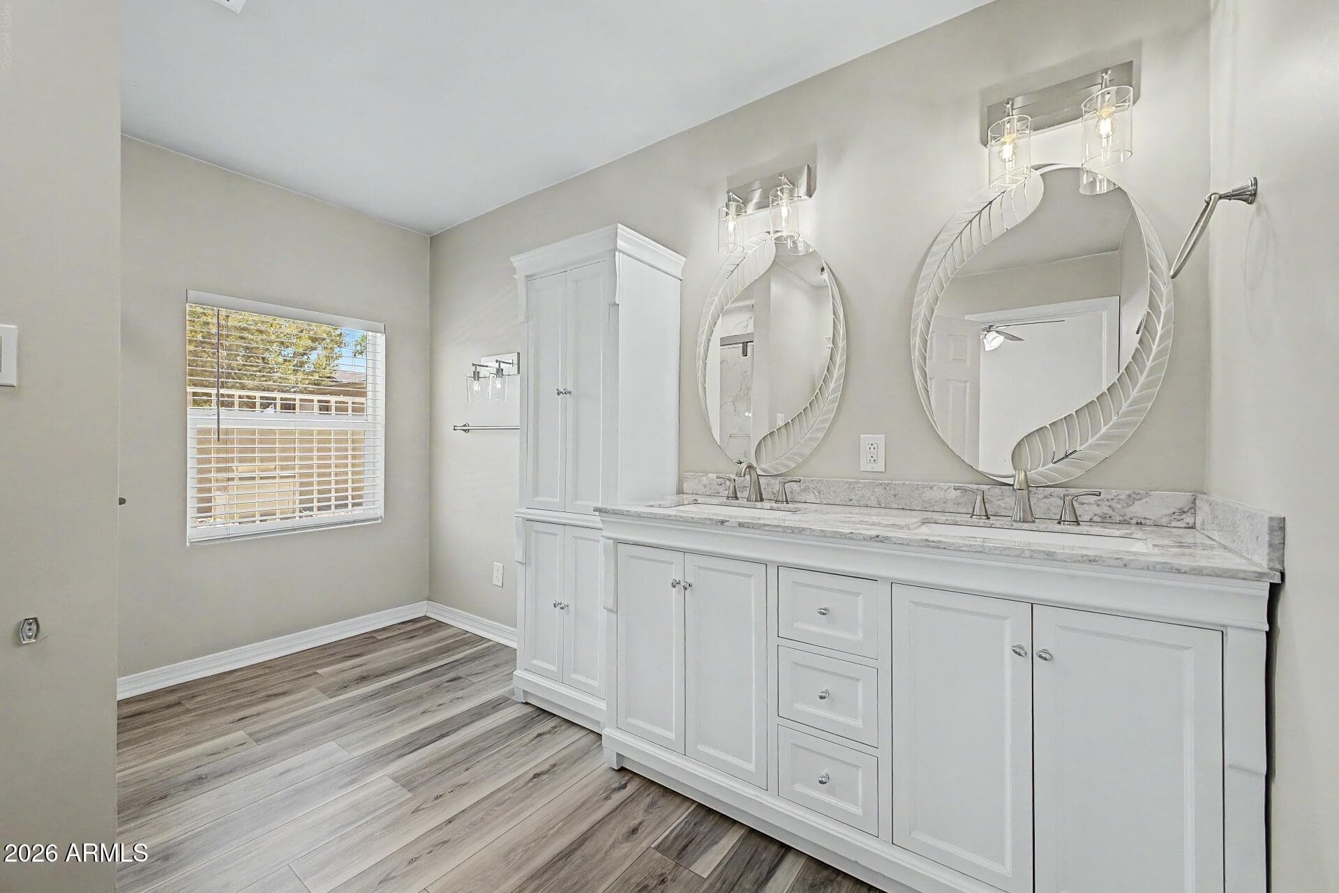 5607 W WINNWOOD Avenue, Glendale, AZ 85304 — photo 25 of 38