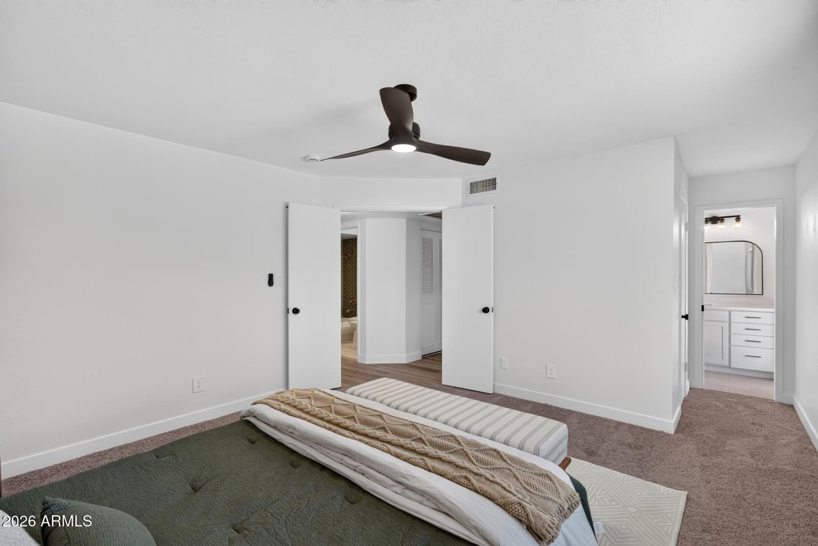 1252 W Kilarea Avenue, Mesa, AZ 85202 — photo 5 of 48