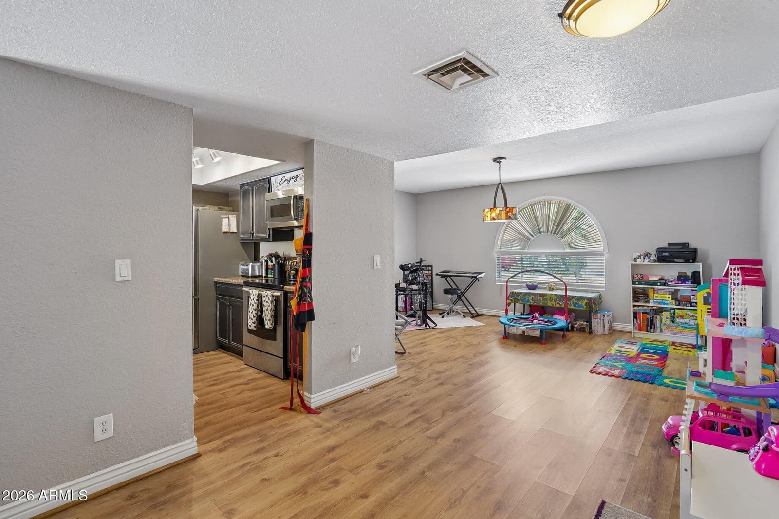 7259 E EDGEWOOD Avenue, Mesa, AZ 85208 — photo 10 of 28