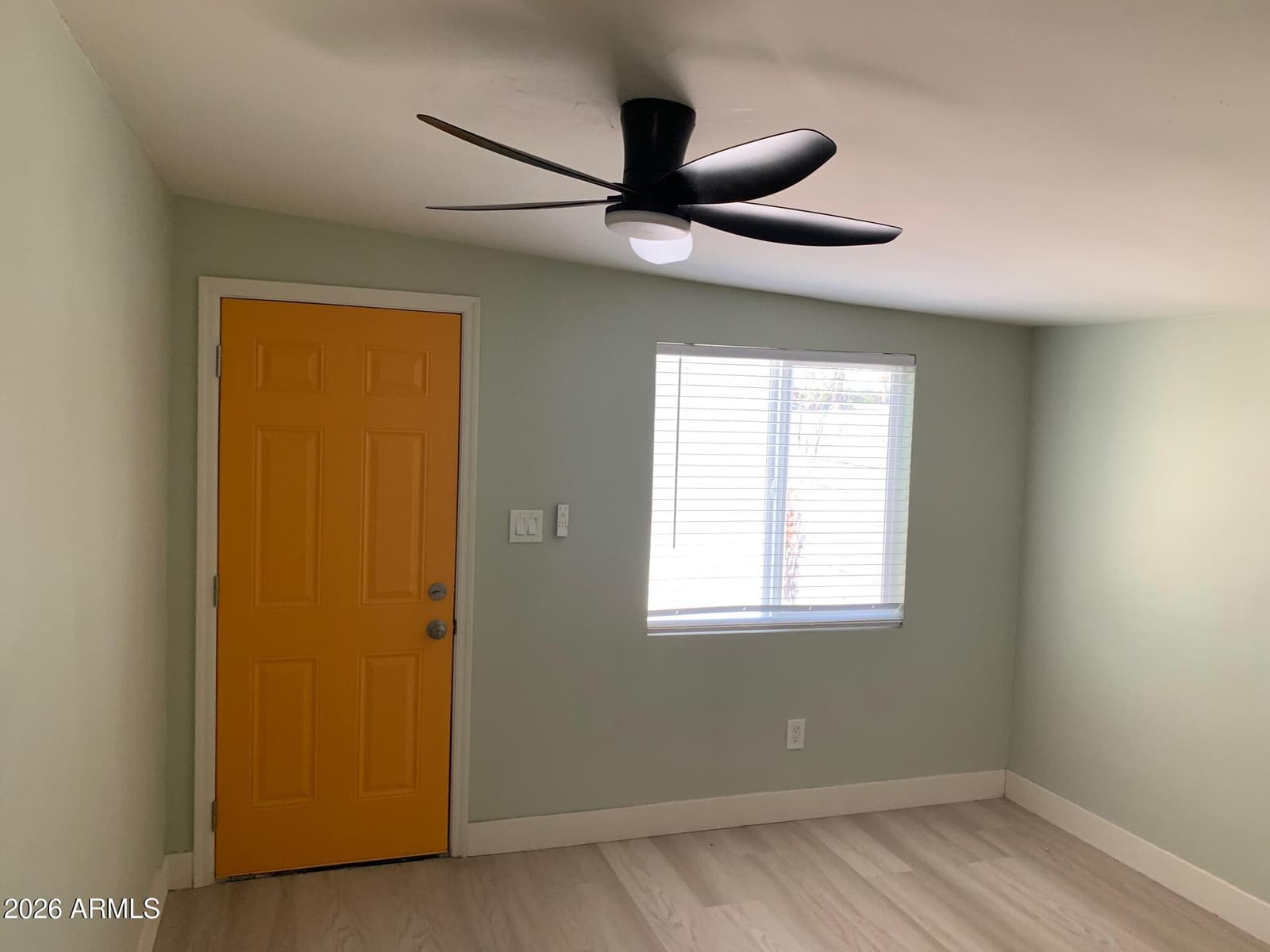 1022 E MARIPOSA Street, Phoenix, AZ 85014 — photo 4 of 17