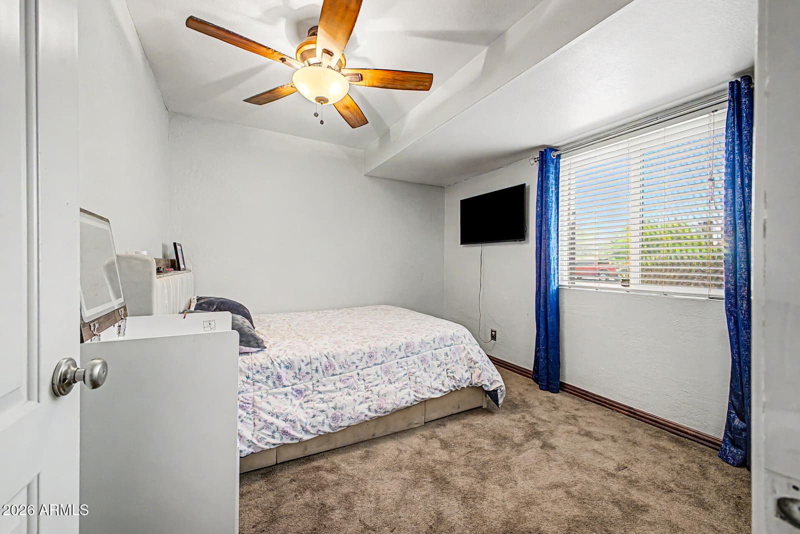 3228 W SUNNYSIDE Avenue, Phoenix, AZ 85029 — photo 20 of 37
