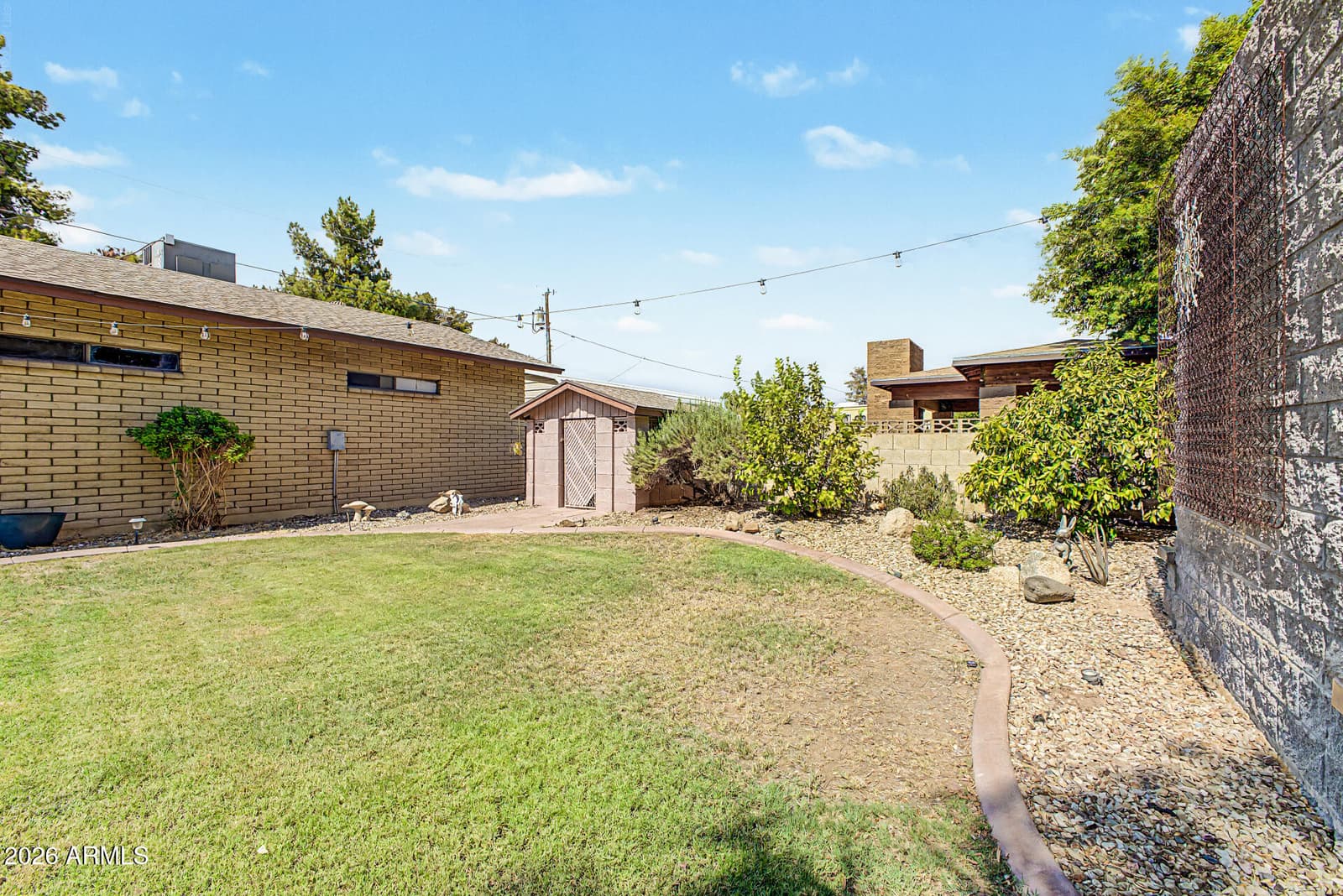 3228 W SUNNYSIDE Avenue, Phoenix, AZ 85029 — photo 31 of 37
