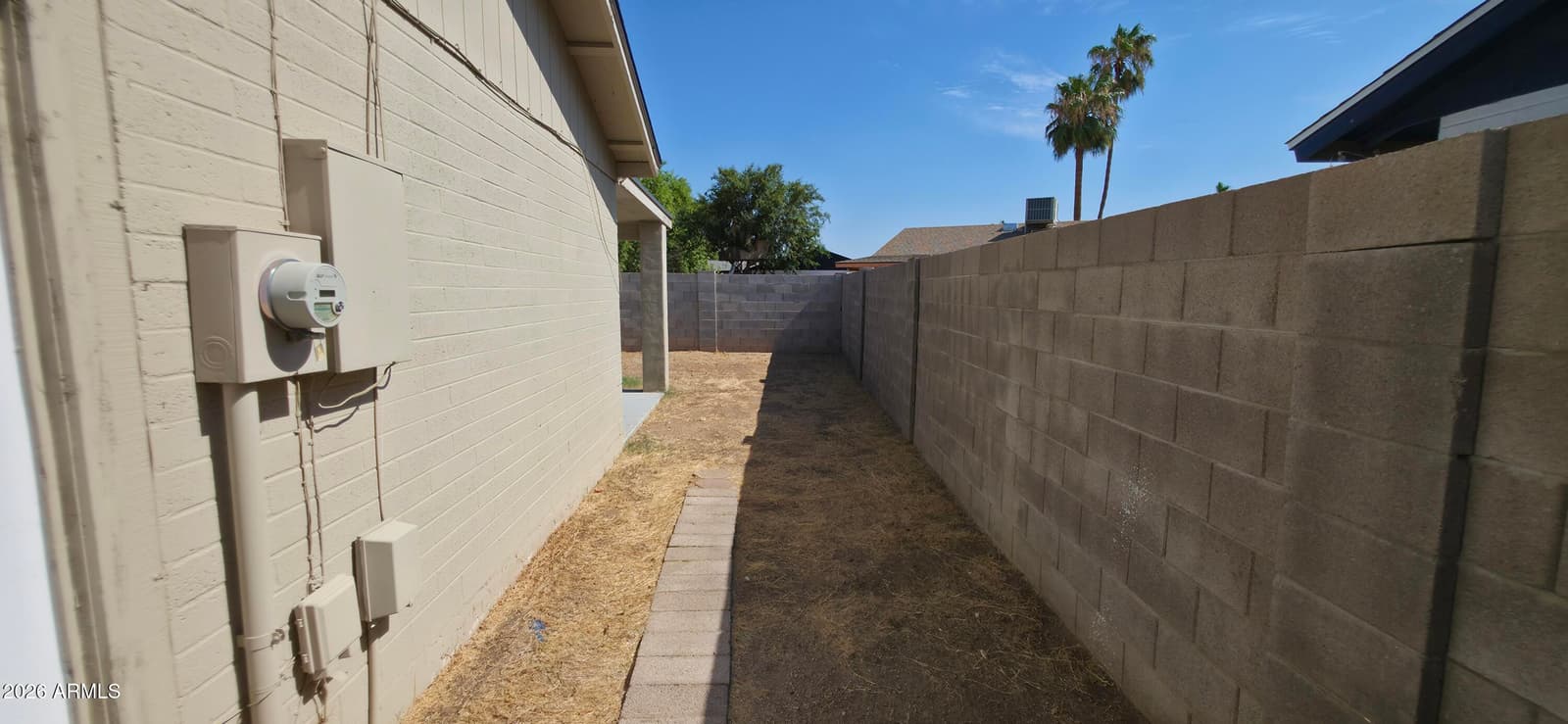 7540 W TURNEY Avenue, Phoenix, AZ 85033 — photo 39 of 47