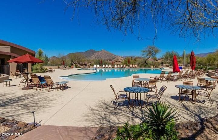7377 E RUSSET SKY Drive, Scottsdale, AZ 85266 — photo 41 of 45