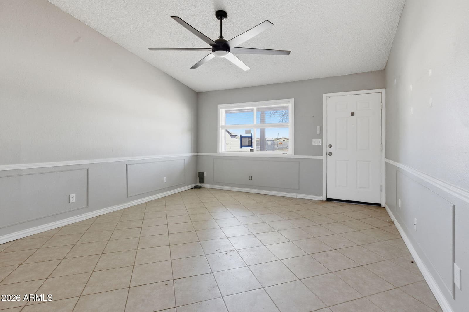 14900 S Capistrano Road, Arizona City, AZ 85123 — photo 8 of 43