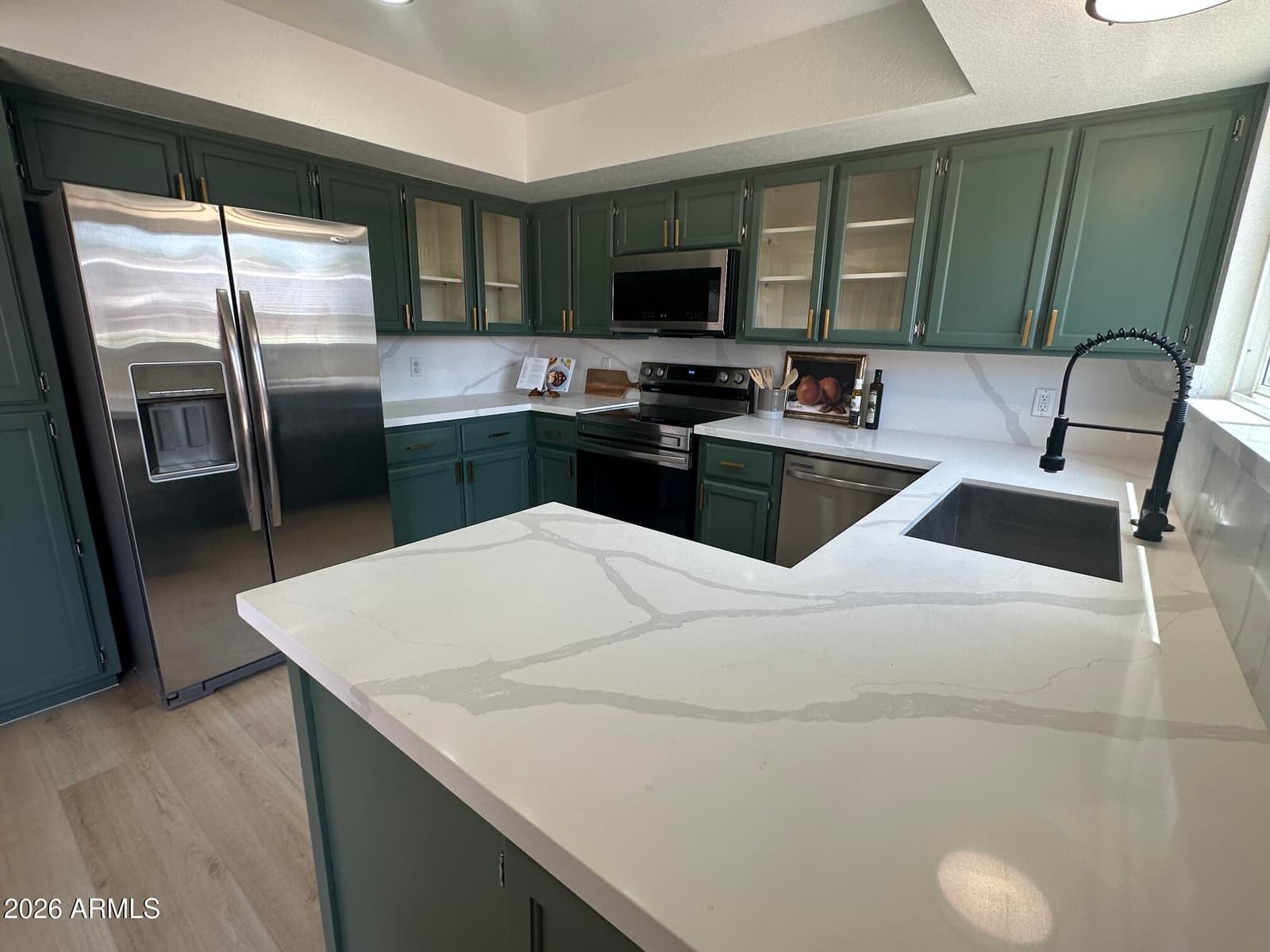 9947 E FORTUNA Avenue, Gold Canyon, AZ 85118 — photo 12 of 36