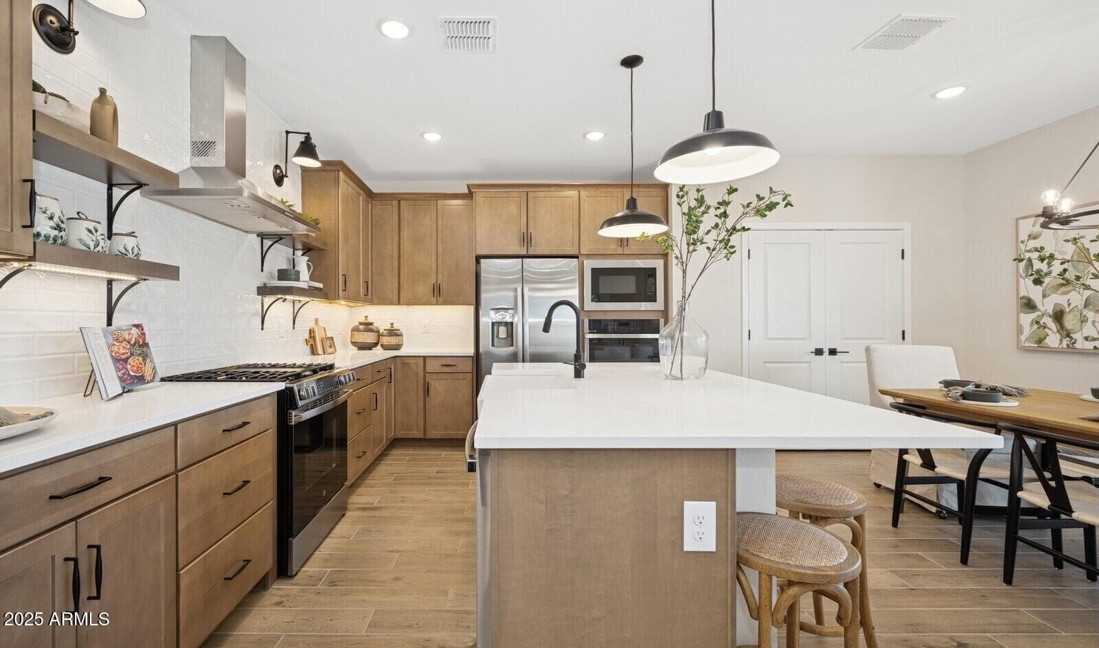 8076 N 80th Lane, Peoria, AZ 85345 — photo 4 of 34