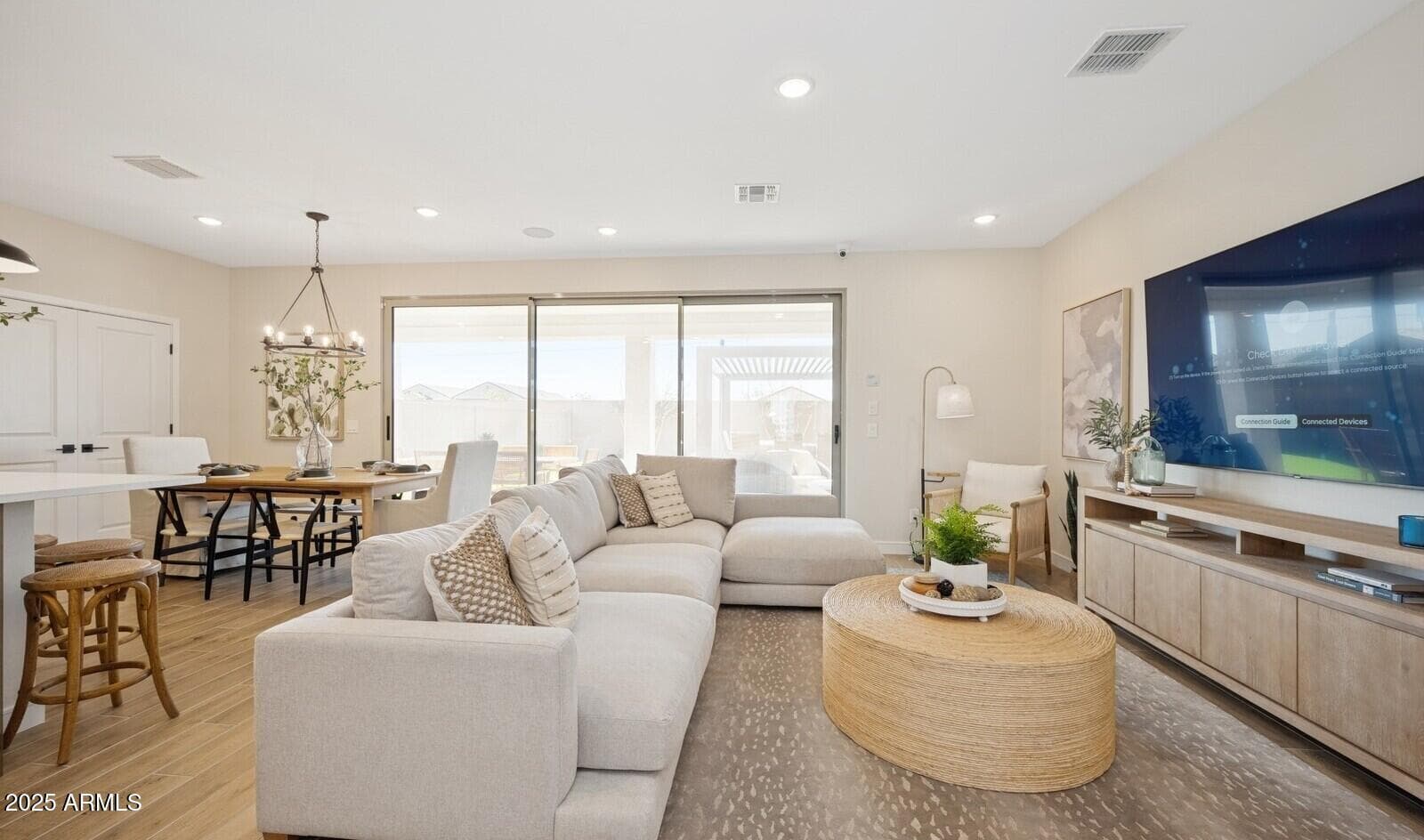 8076 N 80th Lane, Peoria, AZ 85345 — photo 10 of 34