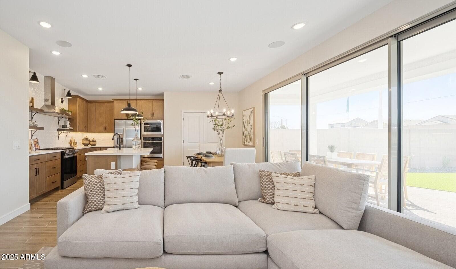 8076 N 80th Lane, Peoria, AZ 85345 — photo 11 of 34
