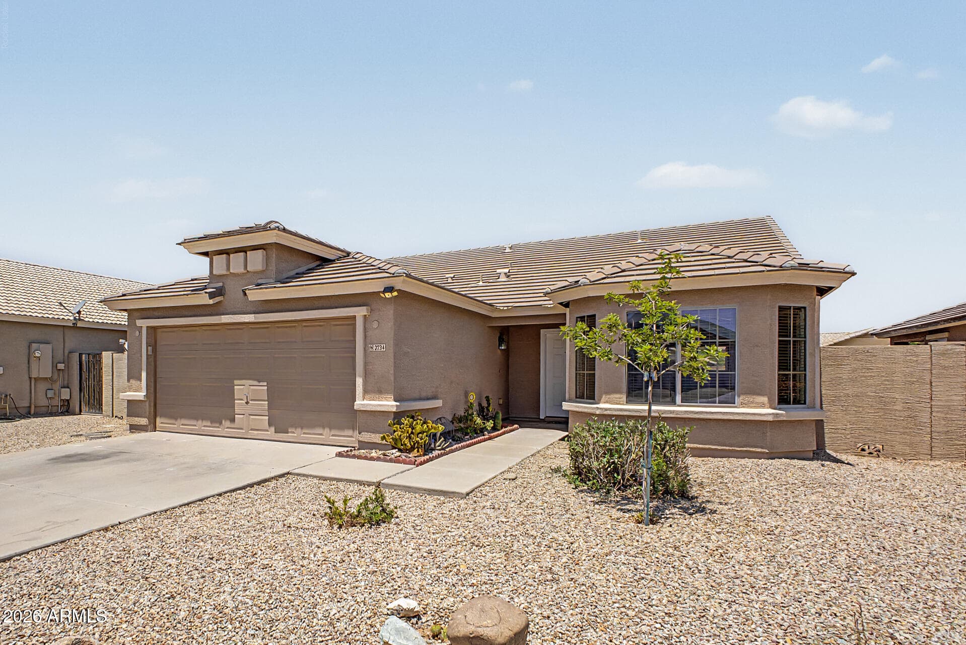 2734 E DUST DEVIL Drive, San Tan Valley, AZ 85143 — photo 4 of 42
